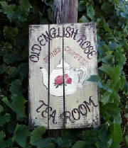 woodensign_woodsign_tearoom_oldenglishrose_tearoomsign.jpg