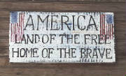 wooden-sign-americana-america-landof-free-home-of-brave.jpg