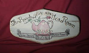 woodensign_woodsign_tearoom_rosebud_tearoomsign.jpg